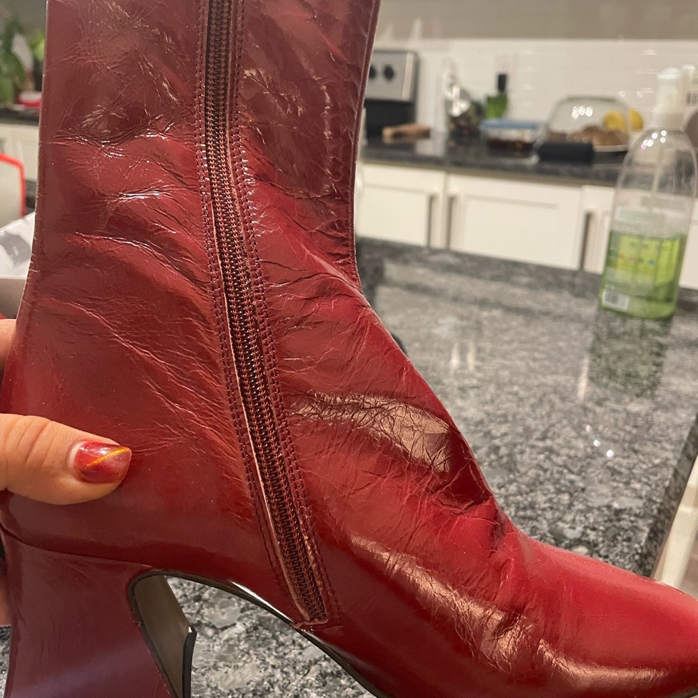 L'INTERVALLE Red Ankle Boots - Picture 4 of 6